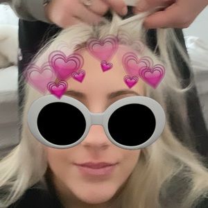 Meet your Posher, Lizzy